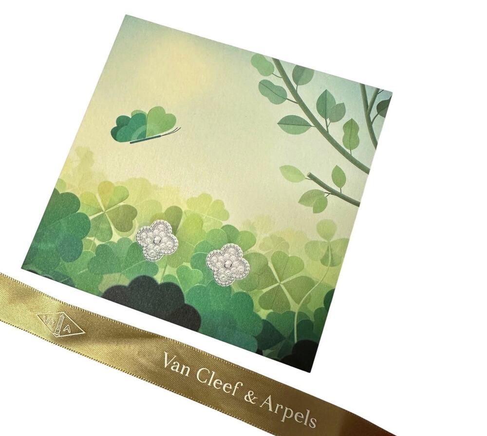 Van Cleef & Arpels VCA 46" Green Gold Ribbon Alhambra Luck Note Card